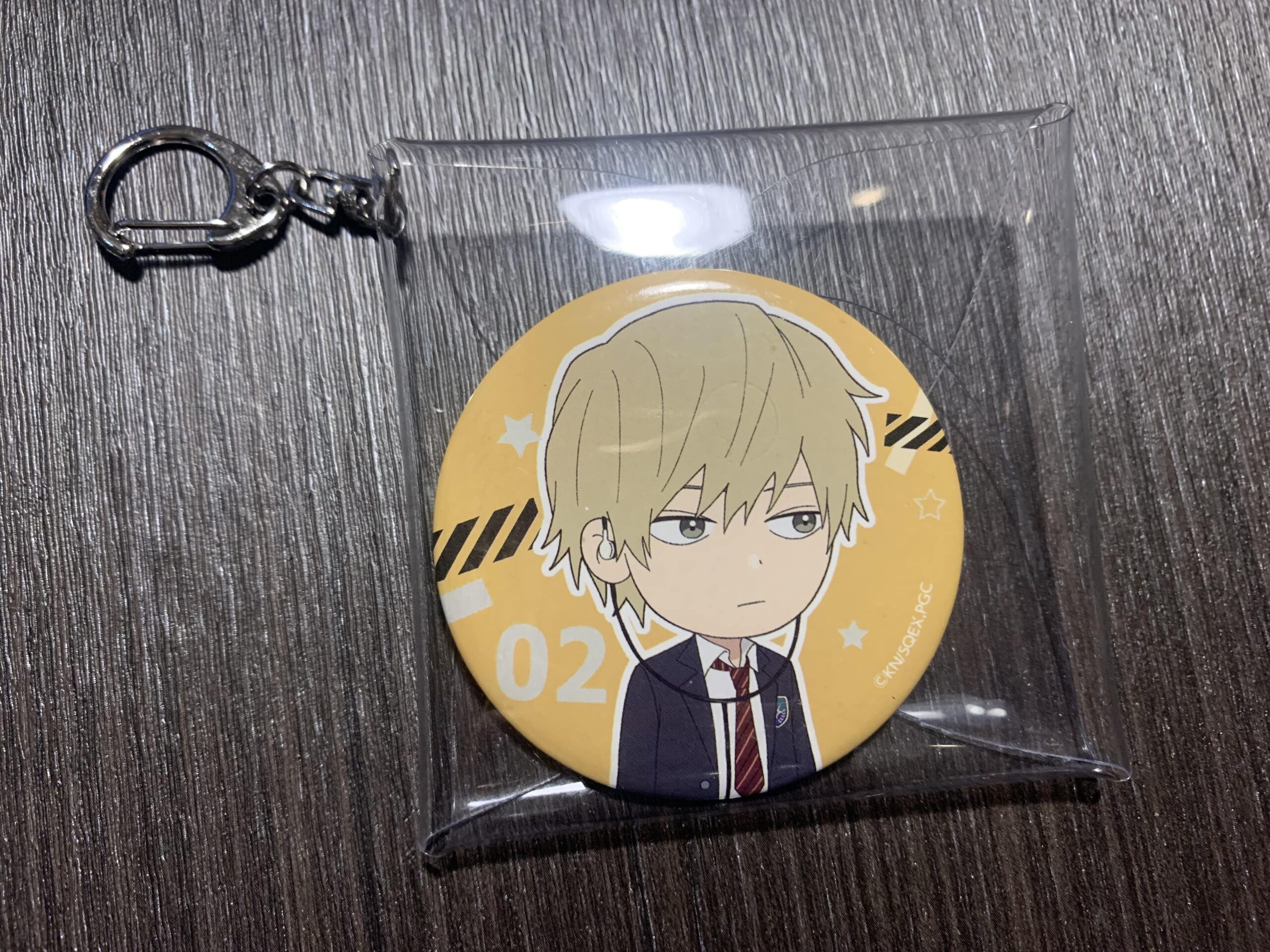 缶バッジキーホルダー,100均