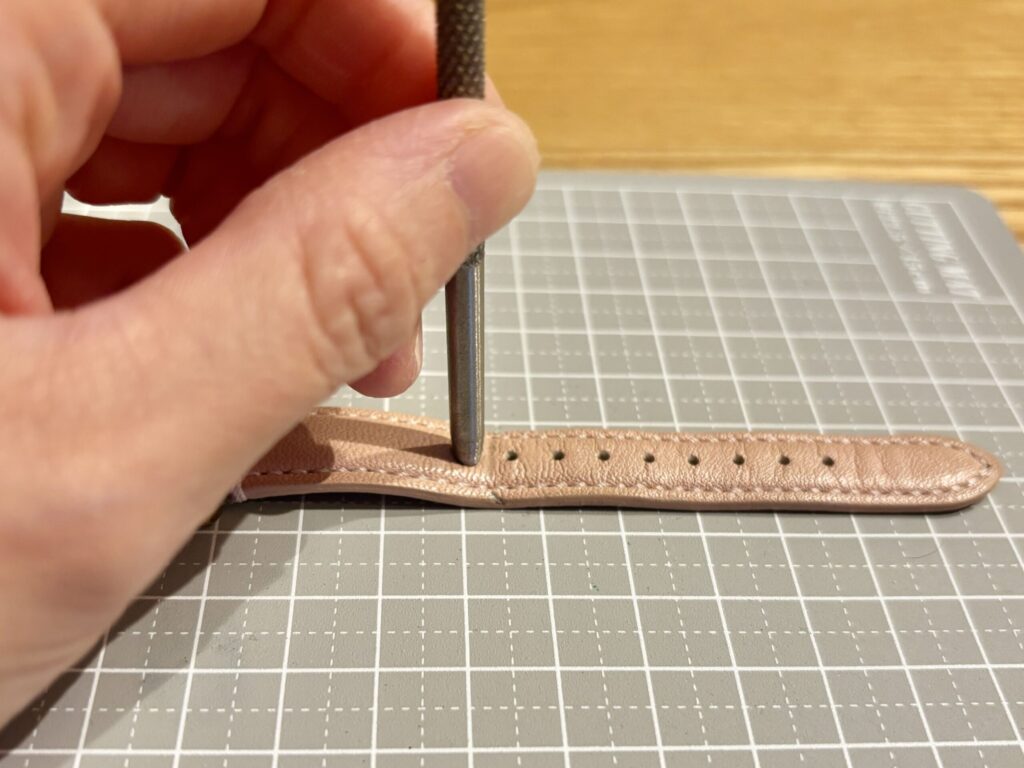 100均,ベルト穴開け,ダイソー