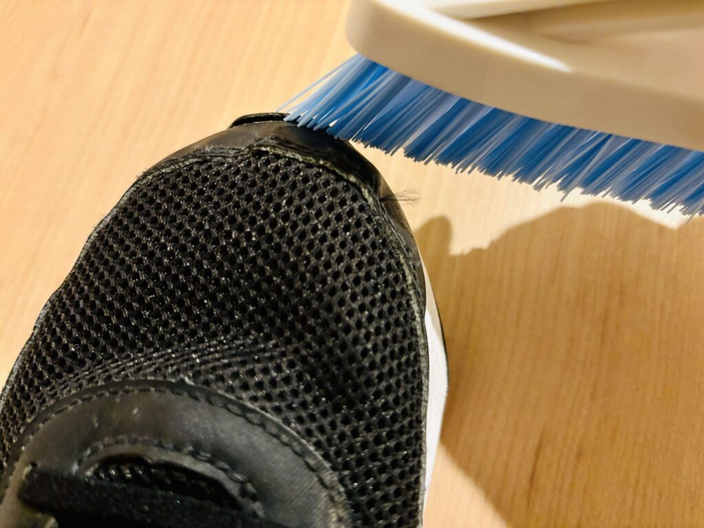 100均,スニーカー,靴底修理