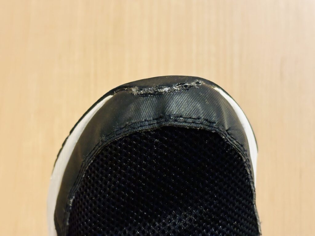 100均,スニーカー,靴底修理