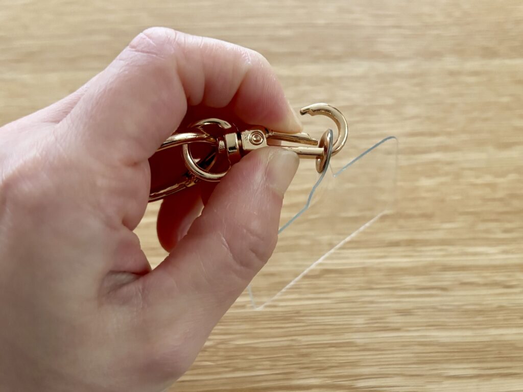 100均,ストラップホール,後付け