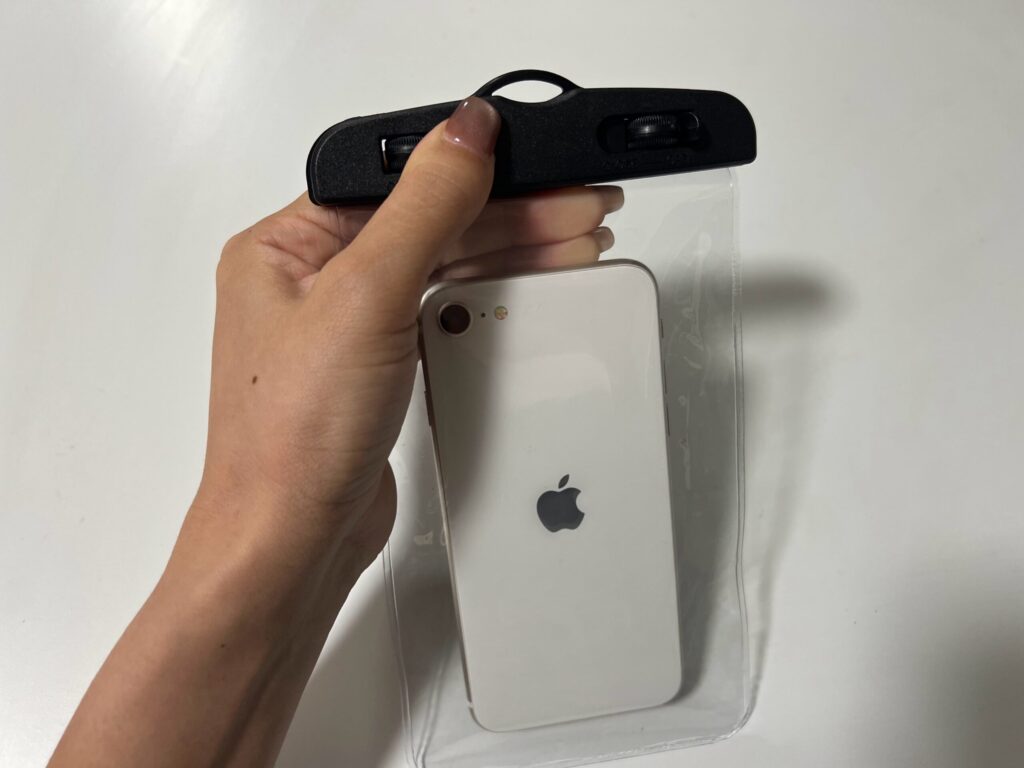 スマホ防水ケース,100均