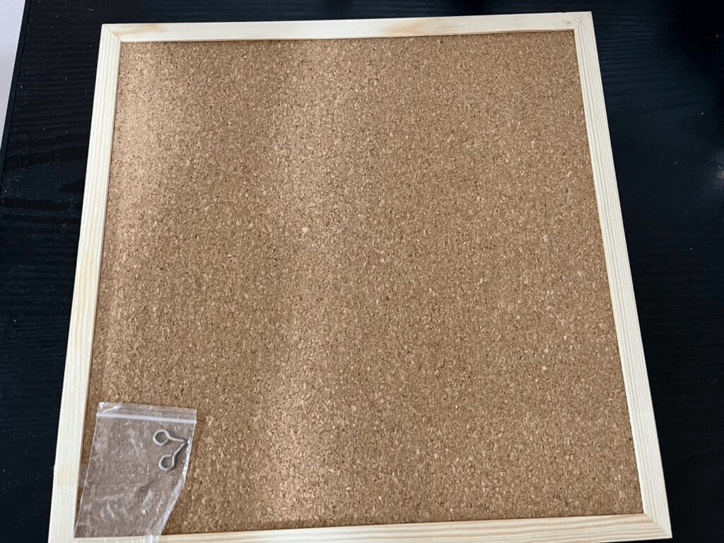 100均,コルクボード