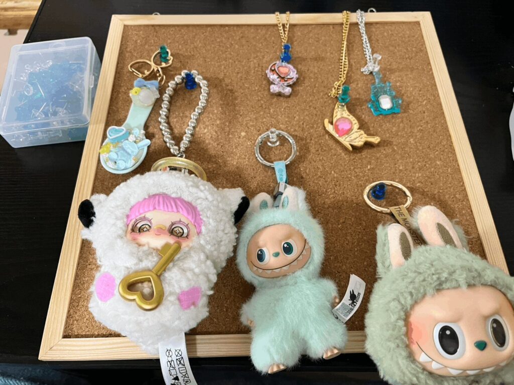 100均,コルクボード