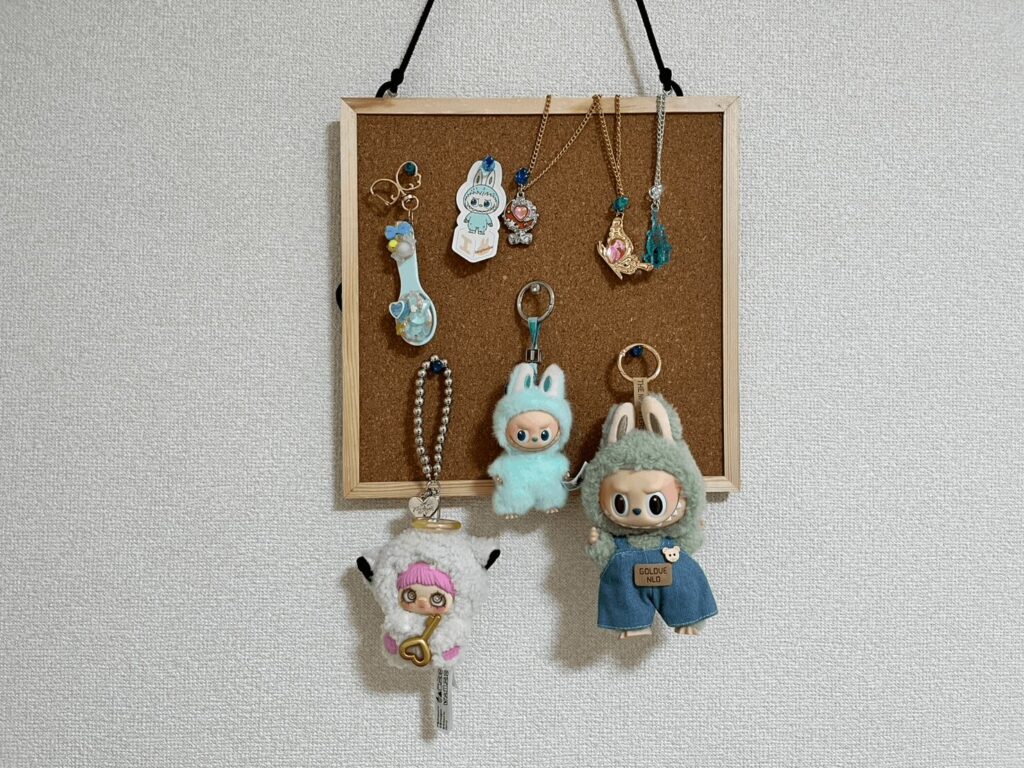 100均,コルクボード