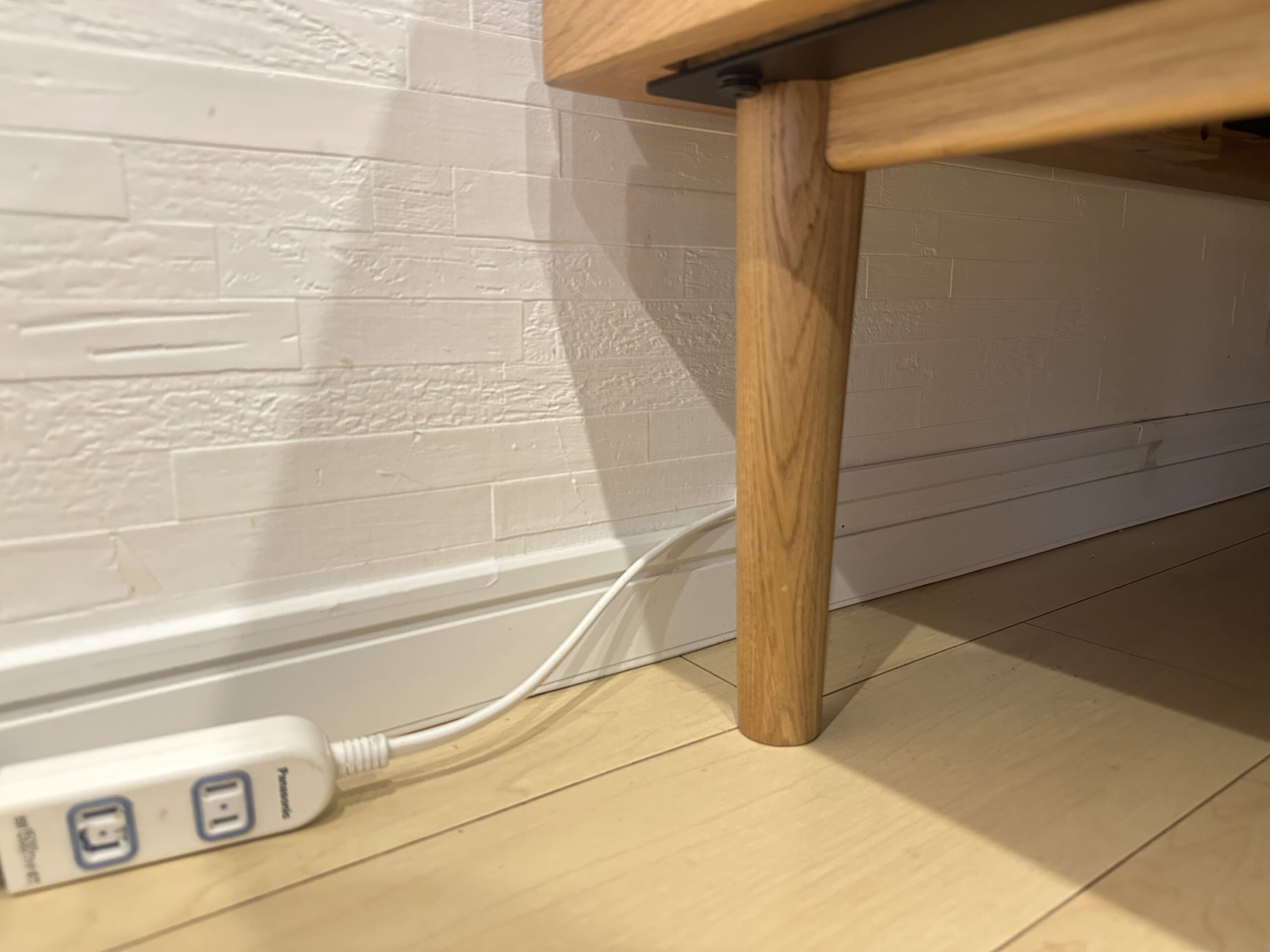 100均,配線カバー