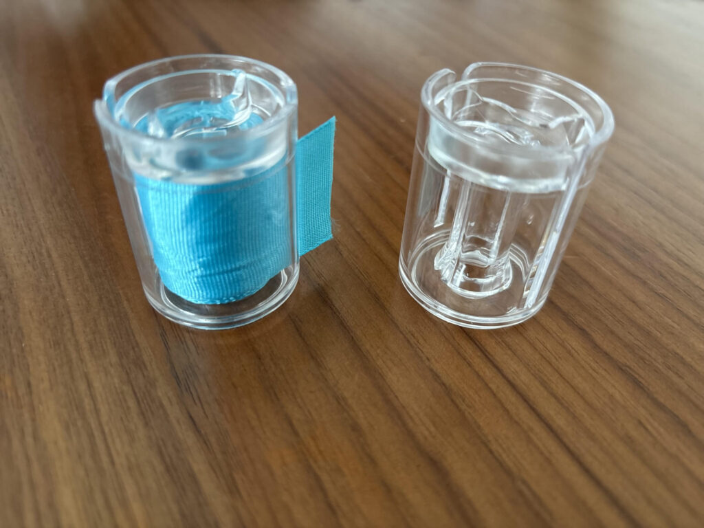 100均 銀テープケース