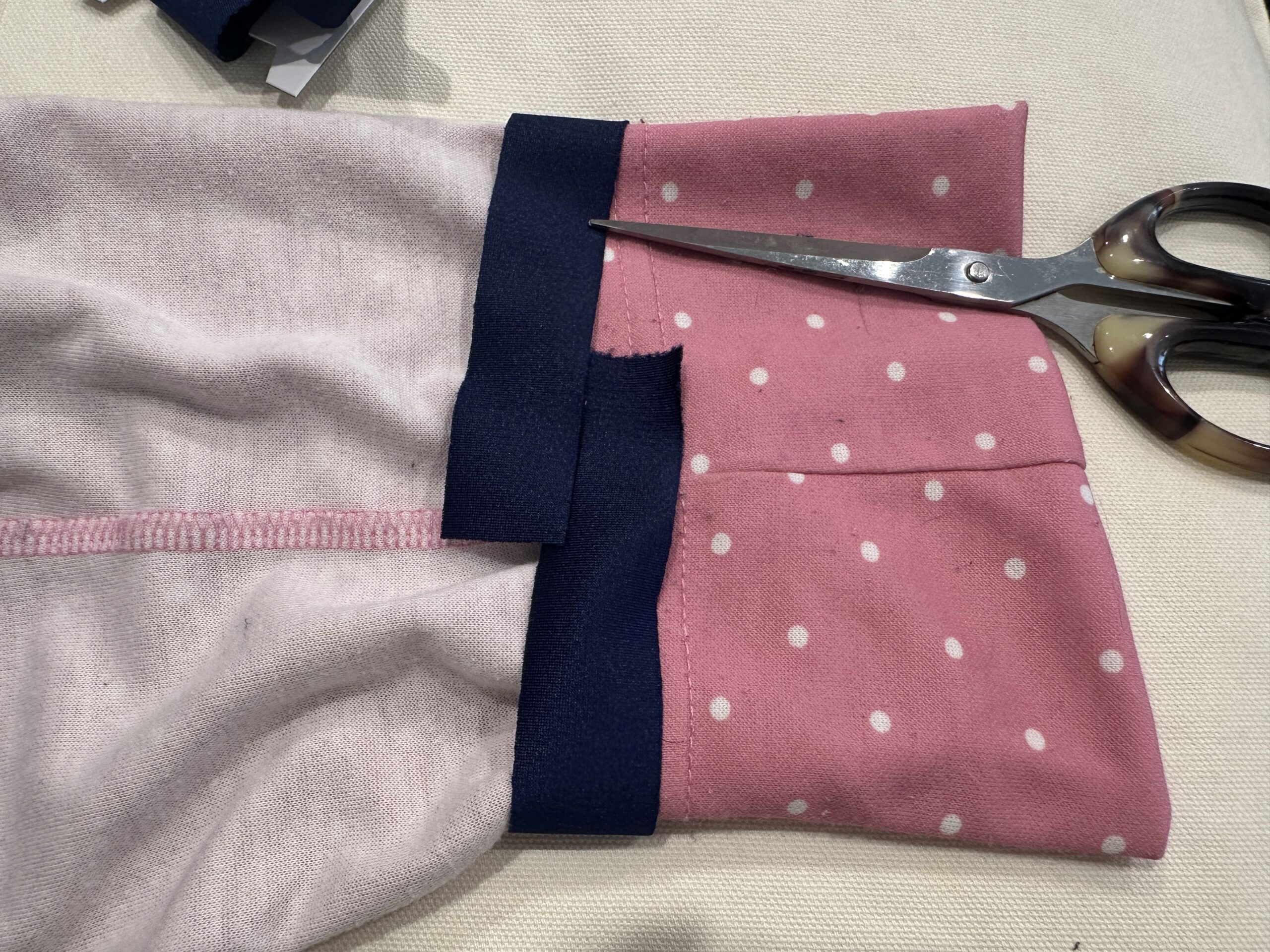 100均,裾上げテープ