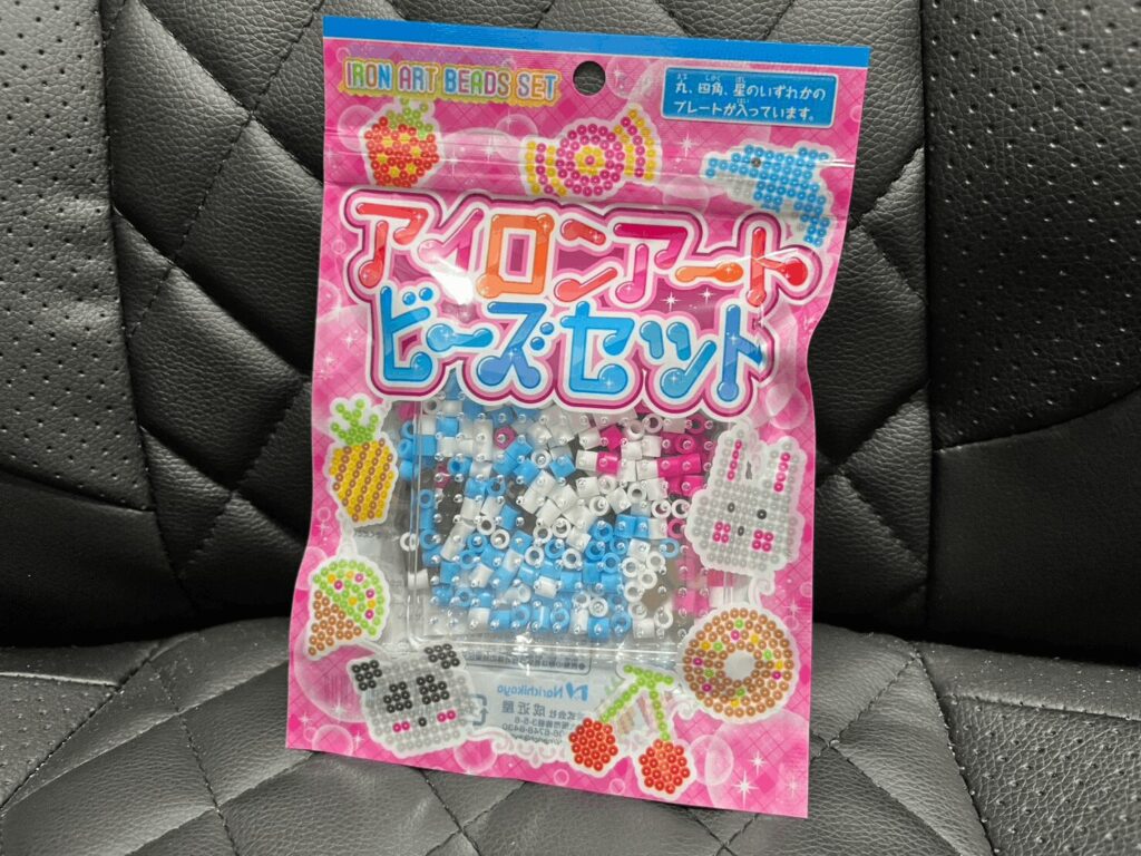 100均,アイロンビーズ
