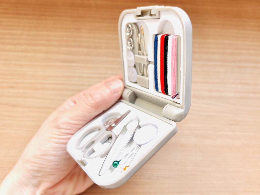 100均 ソーイングセット
